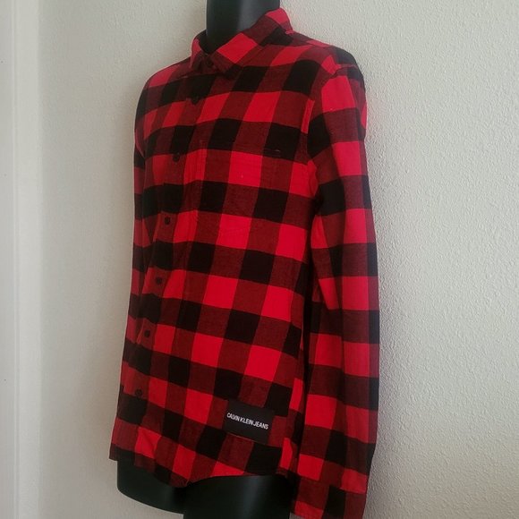 Calvin Klein Custom Fit Plaid Oxford Shirt - Picture 2 of 4